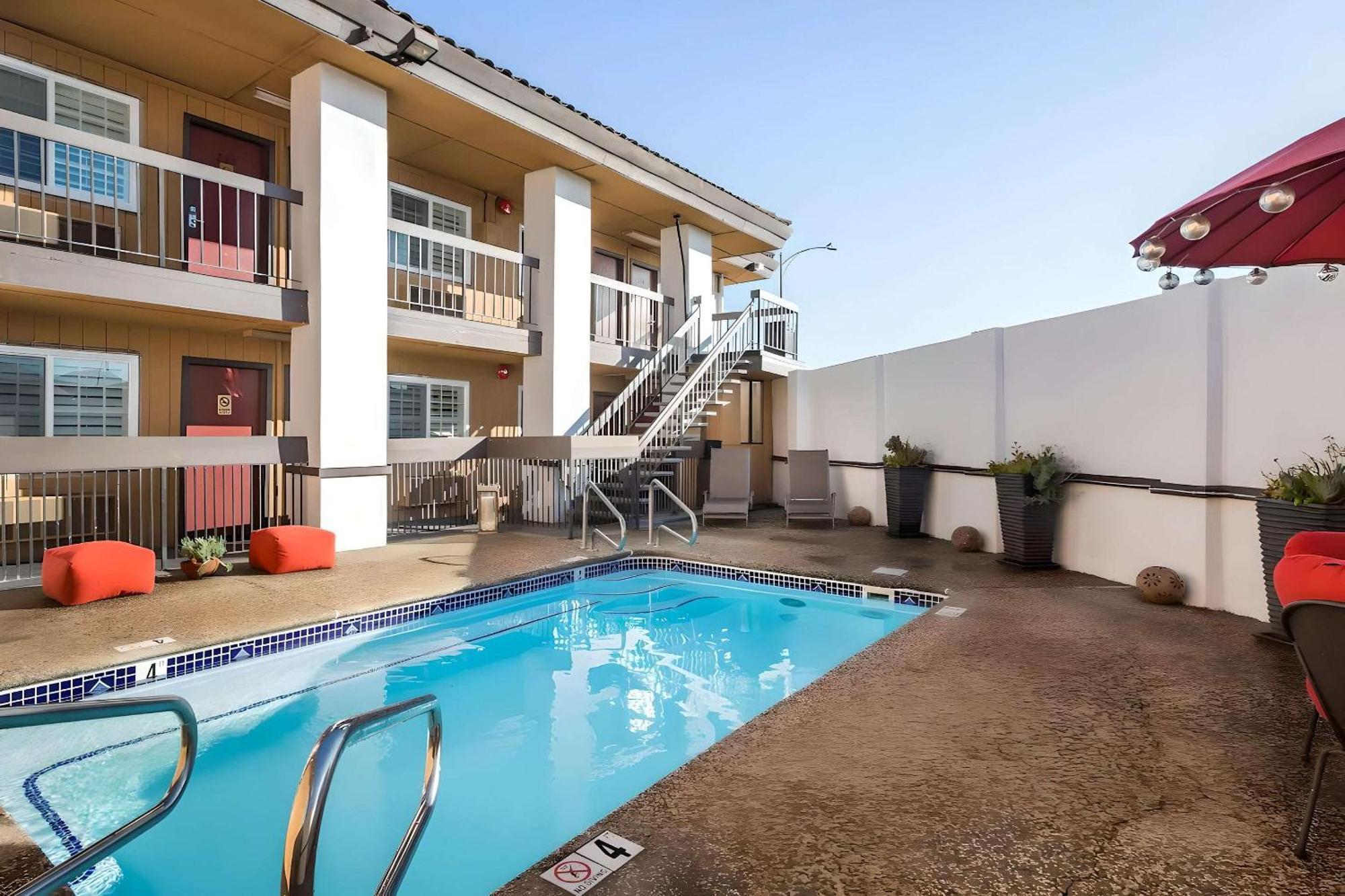 Rodeway Inn San Jose Hwy-101 Tully Rd Exit Dış mekan fotoğraf