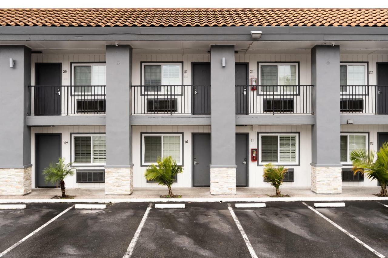 Rodeway Inn San Jose Hwy-101 Tully Rd Exit Dış mekan fotoğraf